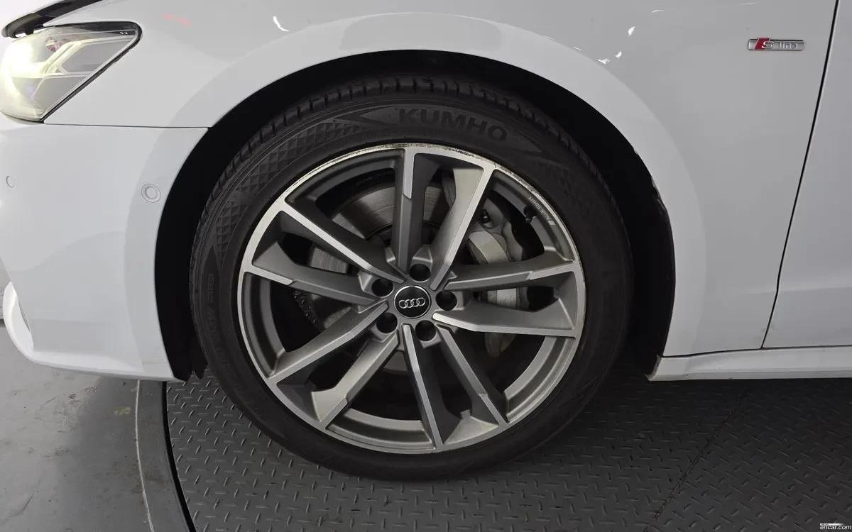 Audi A7 55 TFSI * Heads Up * 360* Digital Display, снимка 5 - Автомобили и джипове - 54682500