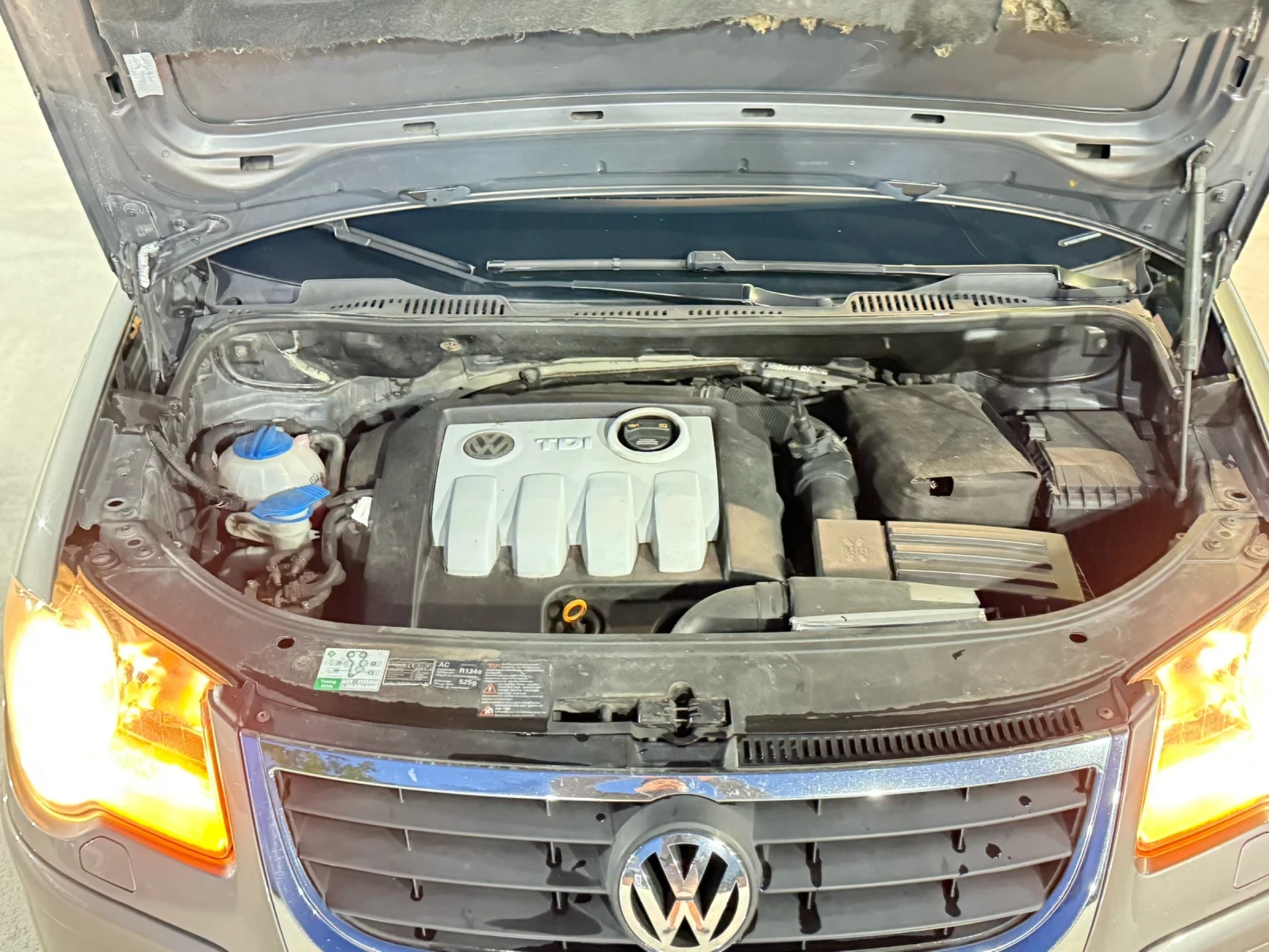 VW Touran VW TOURAN 1.9 105, снимка 9 - Автомобили и джипове - 54723624