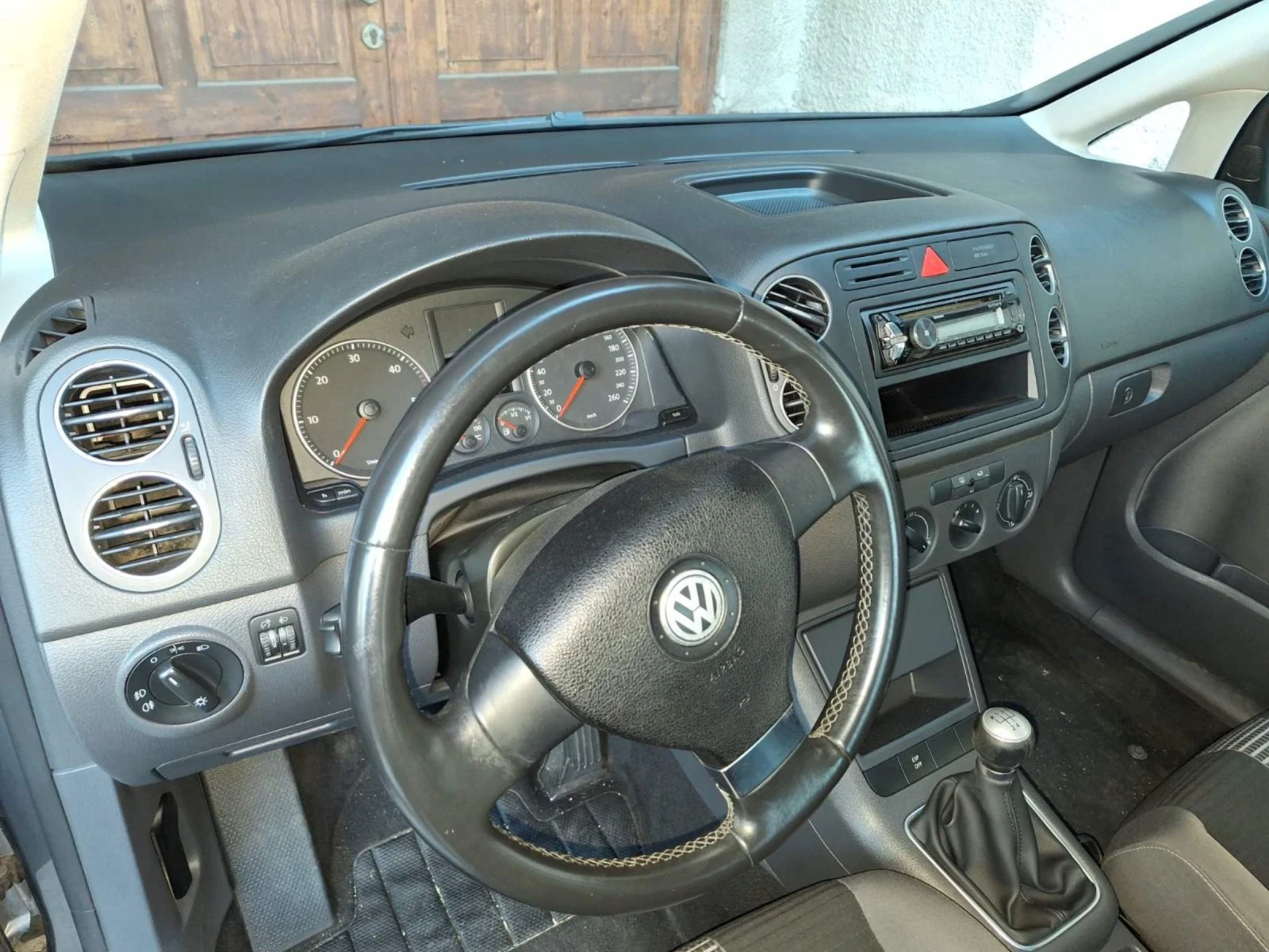VW Golf Plus, снимка 2 - Автомобили и джипове - 54741688