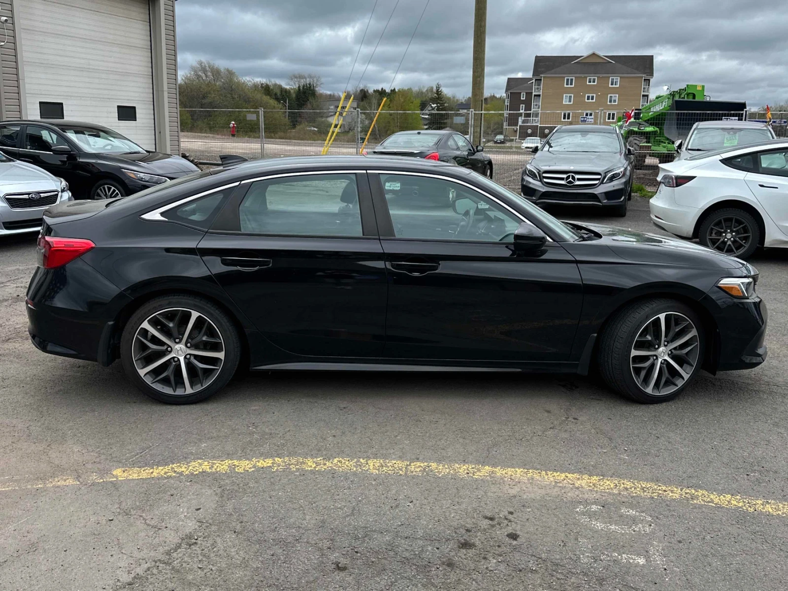 Honda Civic Sedan / Touring / CARFAX, снимка 5 - Автомобили и джипове - 54875272