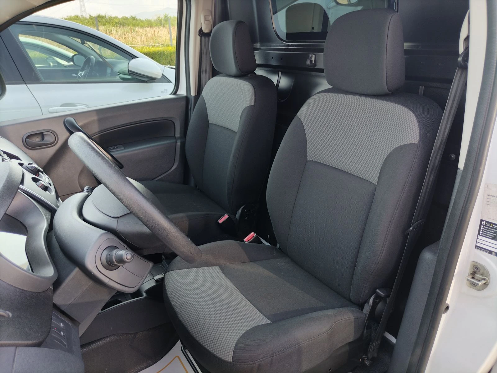 Renault Kangoo 1.5dCi/95�.�. | Mobile.bg � ����������� 13
