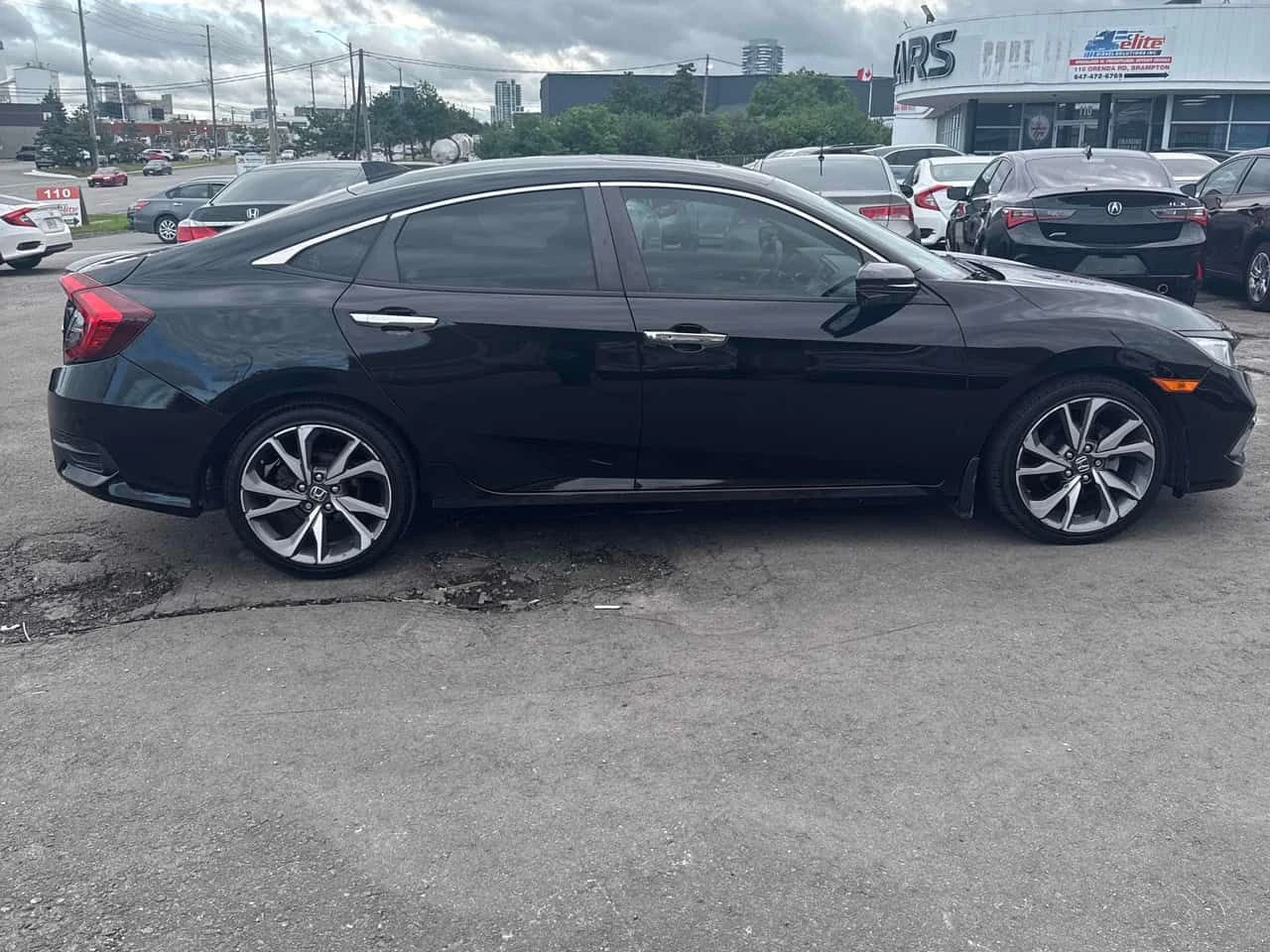 Honda Civic * Touring * CARFAX * ОПЦИЯ ЗА ФИНАНСИРАНЕ , снимка 3 - Автомобили и джипове - 55223994