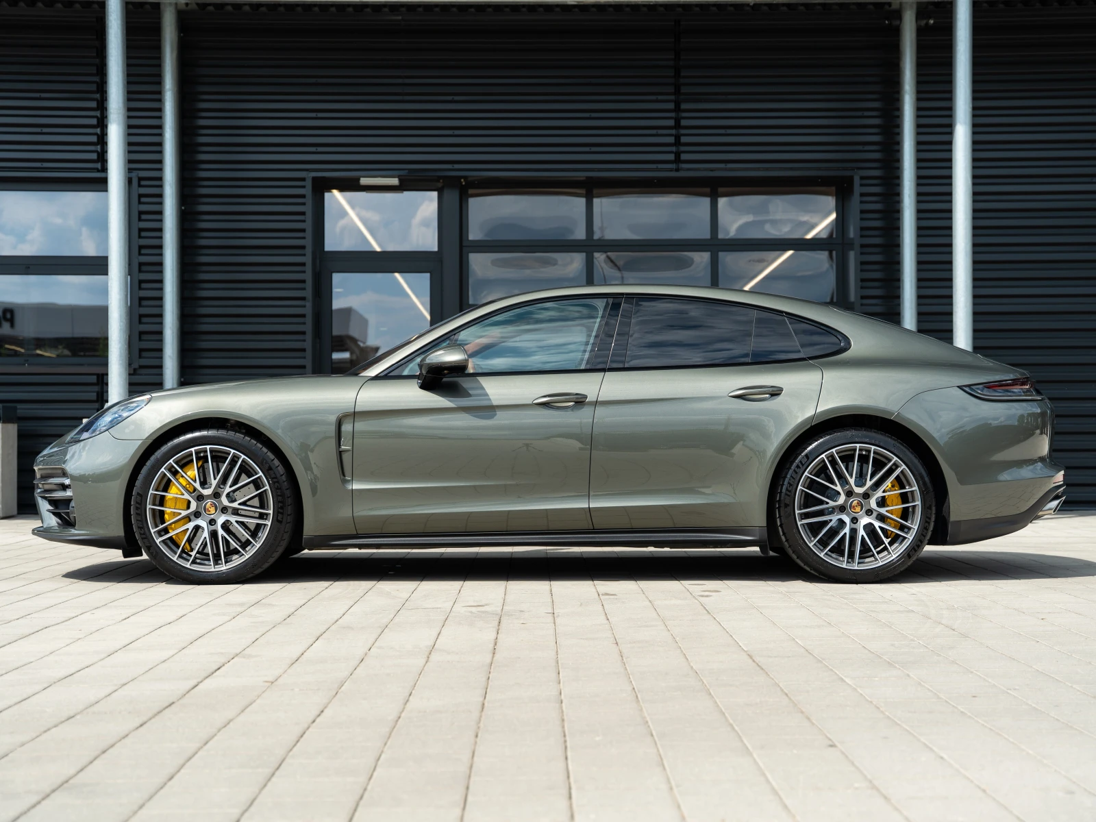 Porsche Panamera Turbo S , снимка 2 - Автомобили и джипове - 55693484