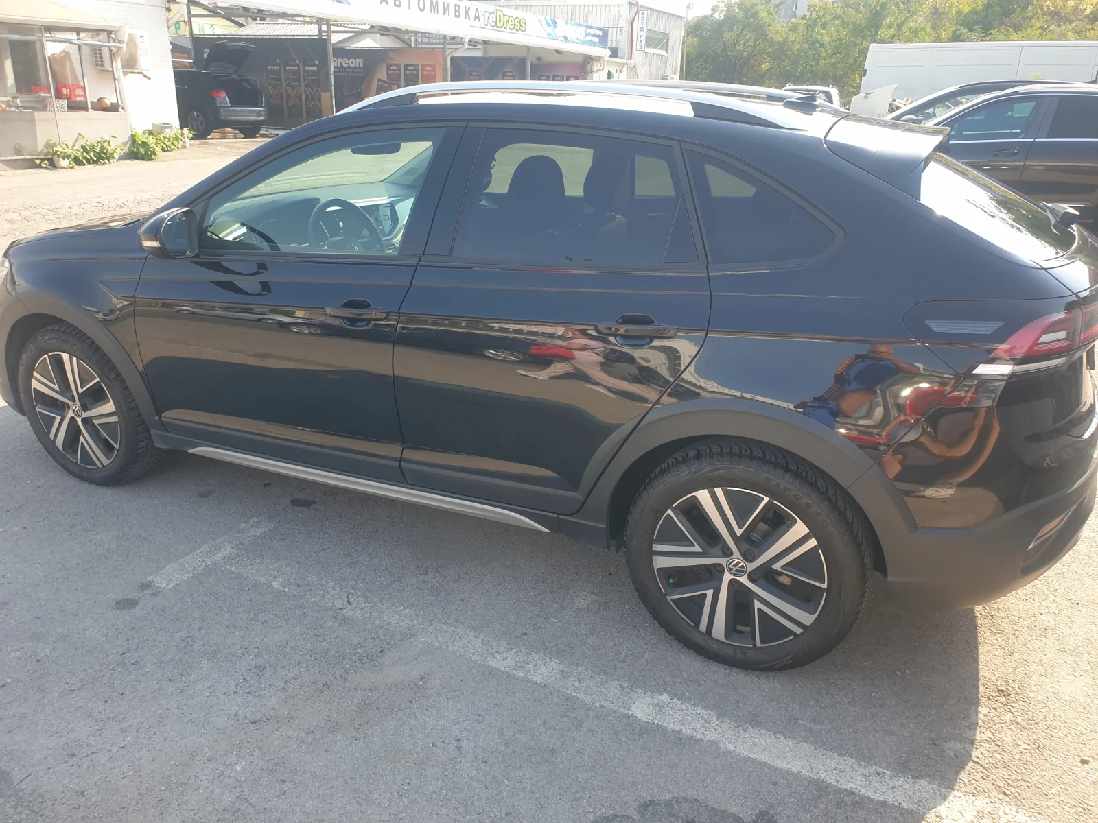 VW Taigo, снимка 4 - Автомобили и джипове - 56022363