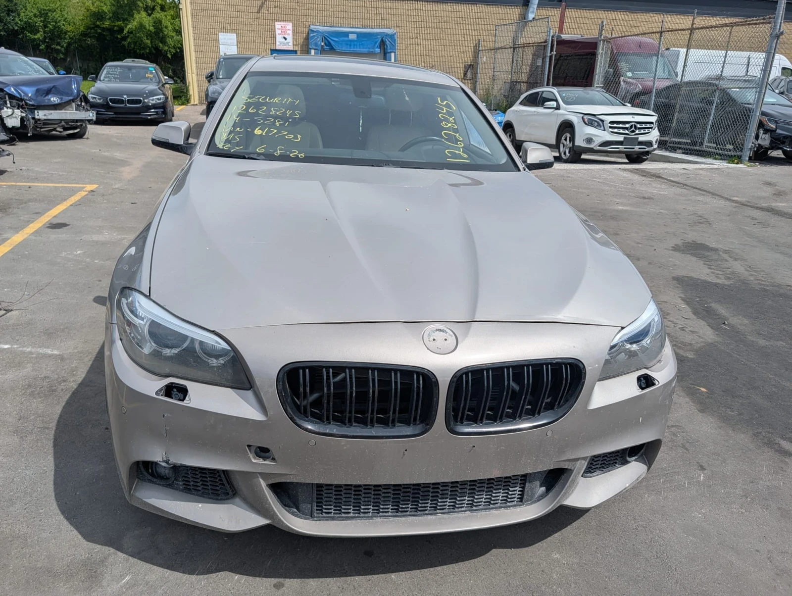BMW 528 BMW 528 4X4 бензин