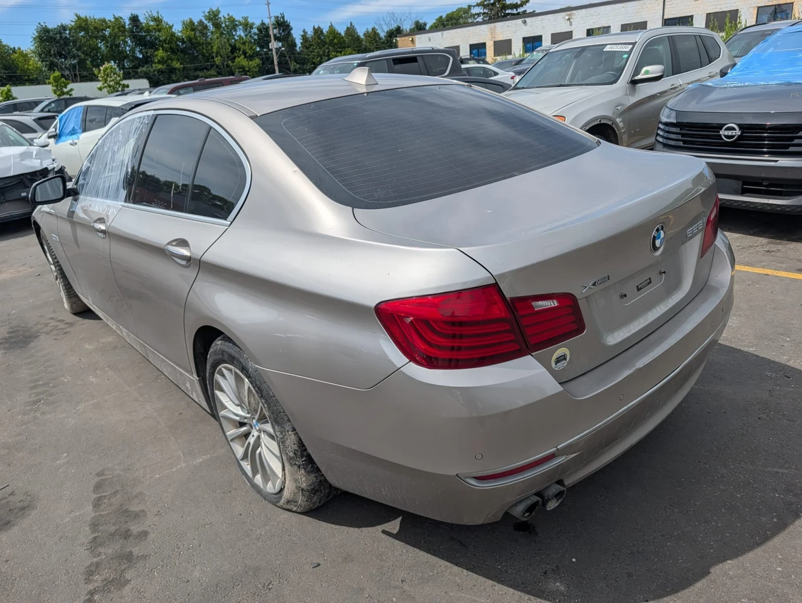 BMW 528 BMW 528 4X4 бензин, снимка 6 - Автомобили и джипове - 56183304