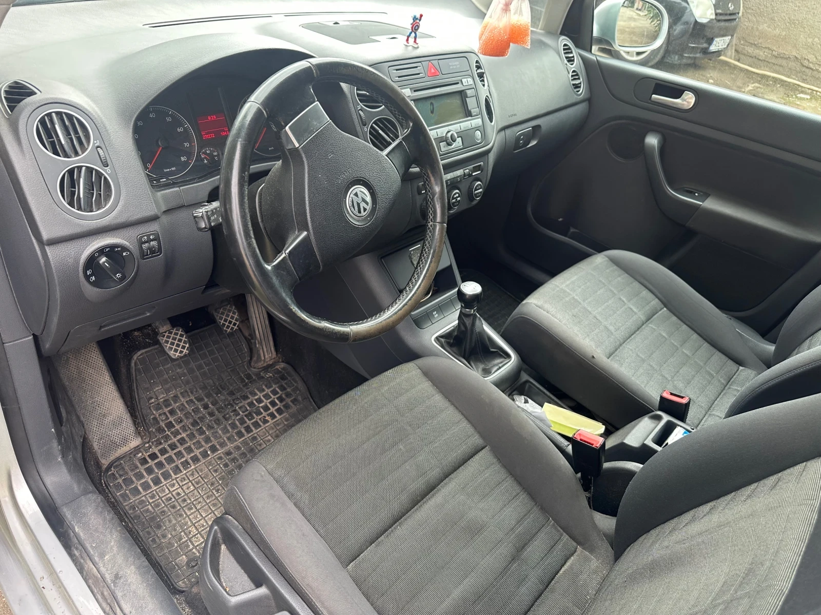 VW Golf Plus, снимка 6 - Автомобили и джипове - 56413439