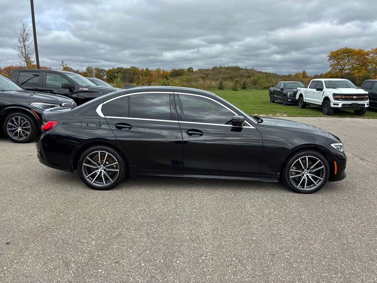 BMW 330 i xDrive | CARFAX | ��������������� | Mobile.bg � ����������� 4