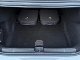 Mercedes-Benz EQE AMG43 AIR 360 DISTR Dig.Light HyperScreen HUD W/P+, снимка 16
