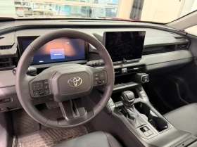 Toyota Rav4 XLE/2.5/AWD, снимка 10