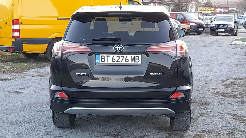 Toyota Rav4 2.0 D4D FaceLift , снимка 3 - Автомобили и джипове - 48108487