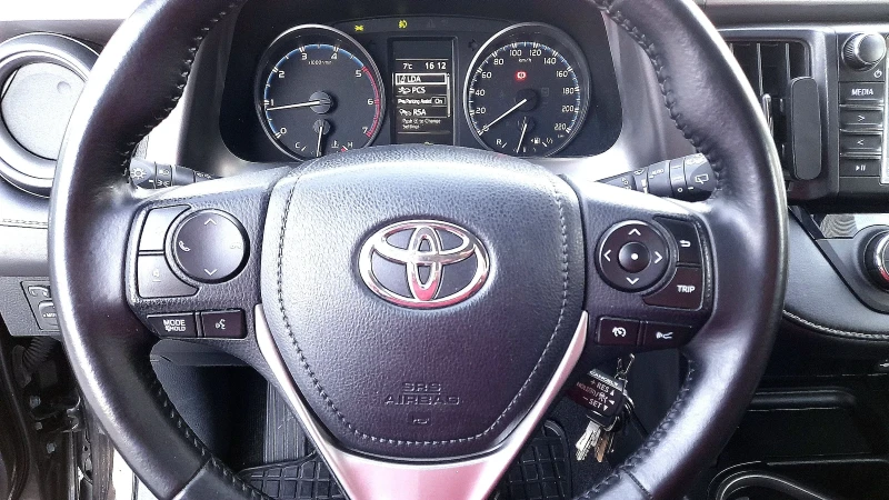 Toyota Rav4 2.0 D4D FaceLift , снимка 9 - Автомобили и джипове - 48108487