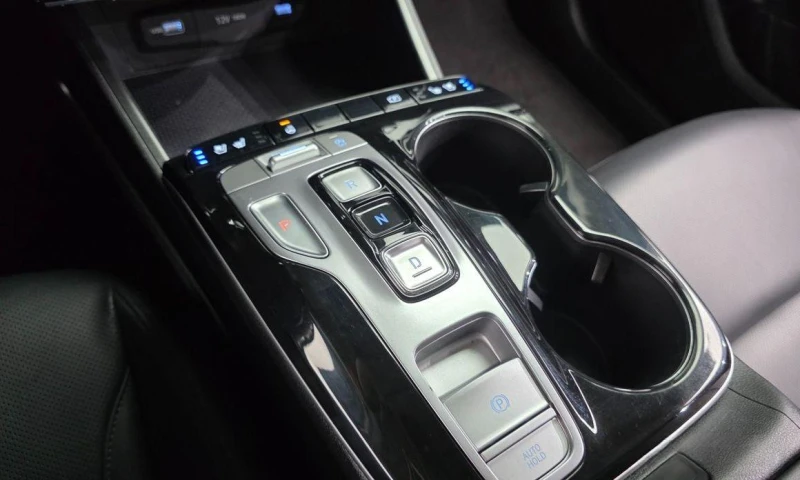 Hyundai Tucson Diesel 2.0 2WD Modern * НАЙ-ДОБРА ЦЕНА В БЪЛГАРИЯ*, снимка 9 - Автомобили и джипове - 52046191