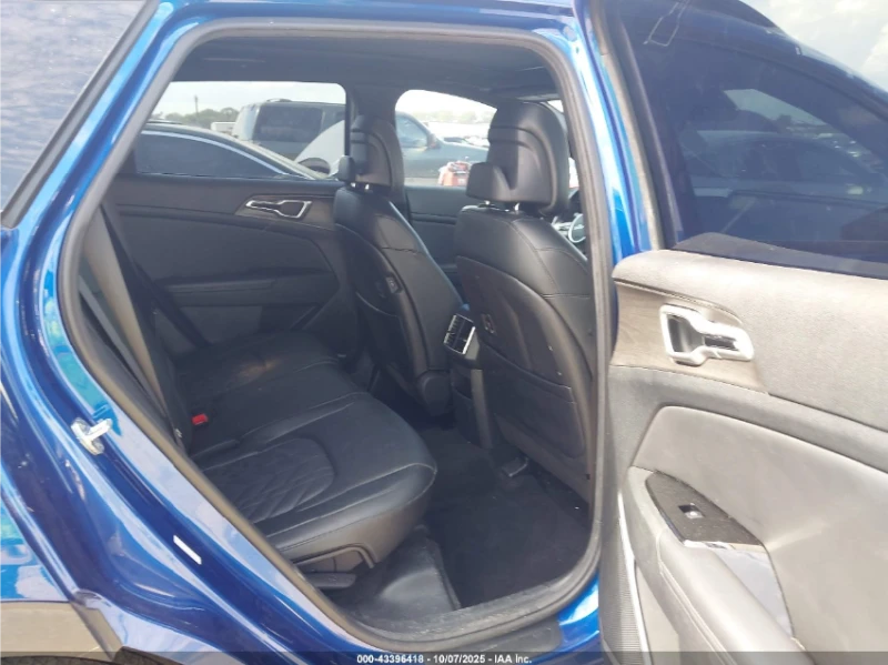 Kia Sportage X-LINE* AWD* ПОДГРЕВ* ПАНОРАМА* 360, снимка 10 - Автомобили и джипове - 52878340