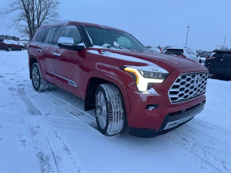 Toyota Sequoia * CAPSTONE* CARFAX * БЕЗ ПЪРВОНАЧАЛНА ВНОСКА, снимка 2 - Автомобили и джипове - 53154350