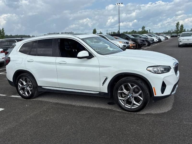 BMW X3 * xDrive30i * 2 КЛЮЧА * PANO * CARFAX, снимка 4 - Автомобили и джипове - 55705145