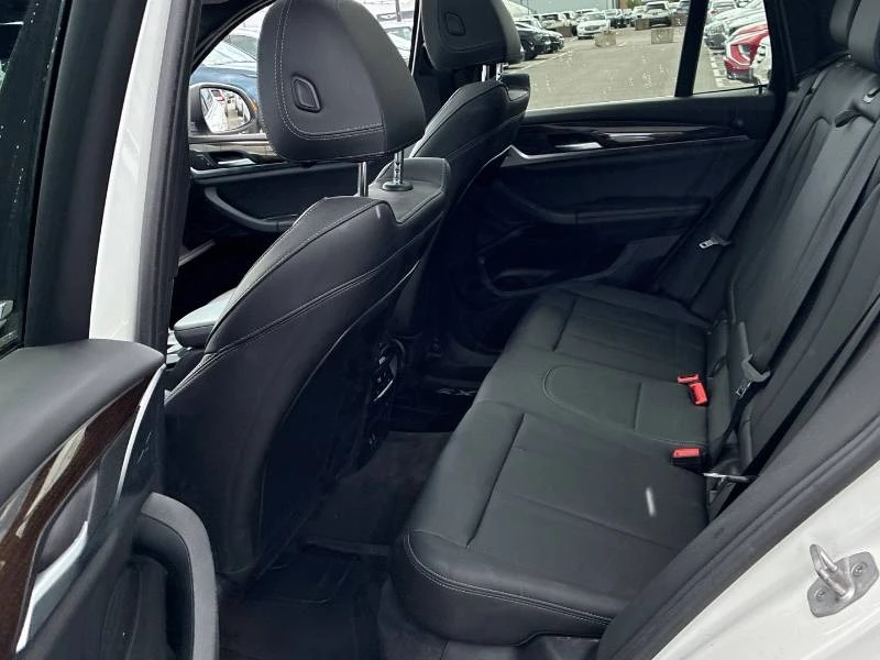 BMW X3 * xDrive30i * 2 КЛЮЧА * PANO * CARFAX, снимка 14 - Автомобили и джипове - 55705145