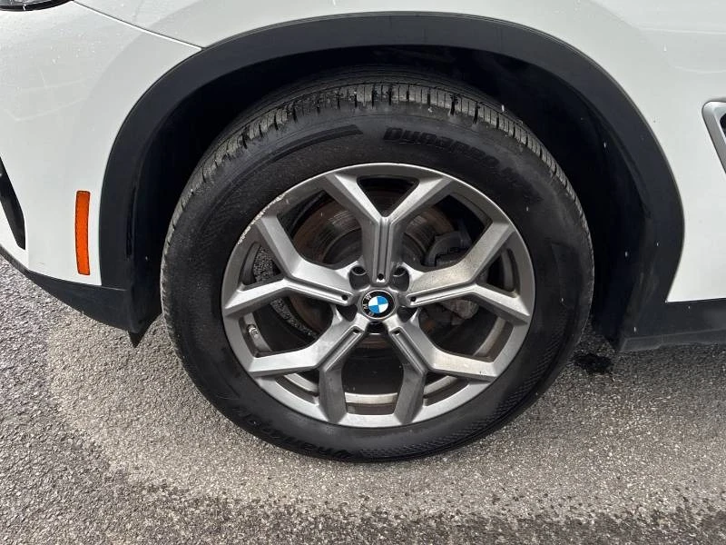 BMW X3 * xDrive30i * 2 КЛЮЧА * PANO * CARFAX, снимка 16 - Автомобили и джипове - 55705145