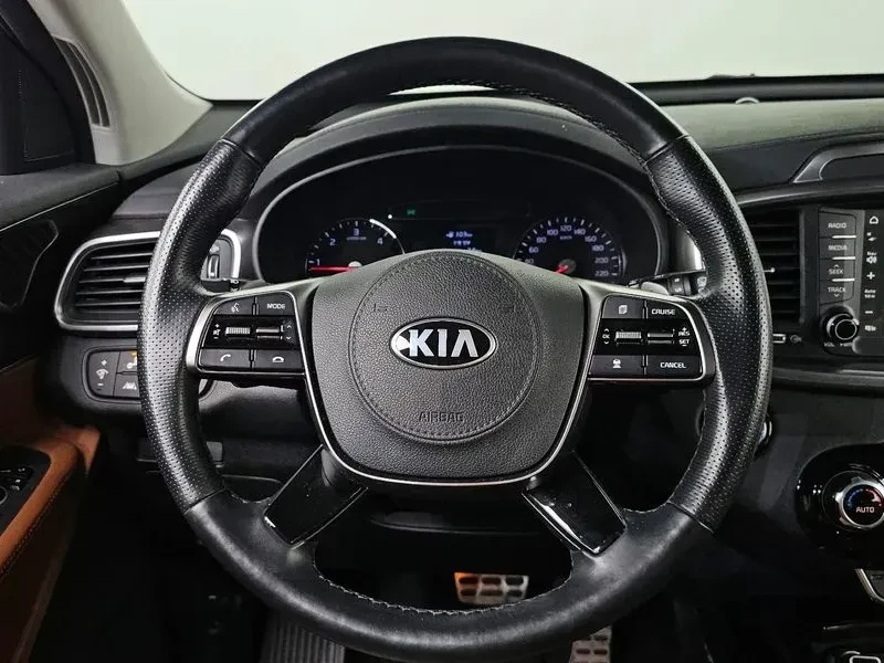 Kia Sorento 2.2 Master, снимка 10 - Автомобили и джипове - 56504005