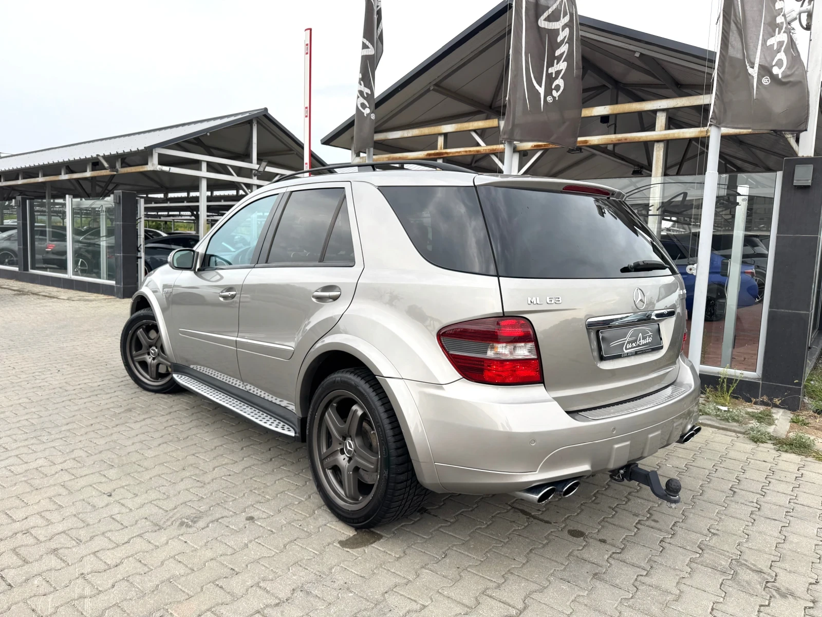 Mercedes-Benz ML 63 AMG ГАЗ#4MATIC#ОБДУХВАНЕ#КАМЕРА#H&K#NAVI - изображение 2