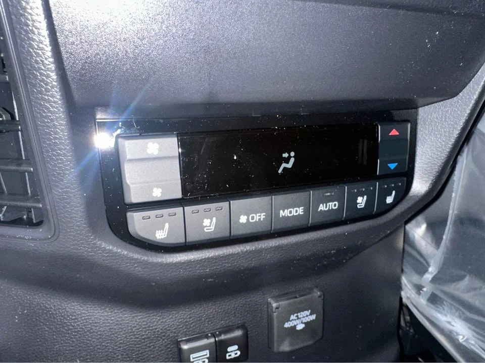 Toyota Sequoia * CAPSTONE* CARFAX * ��� ������������ ������ | Mobile.bg � ����������� 17