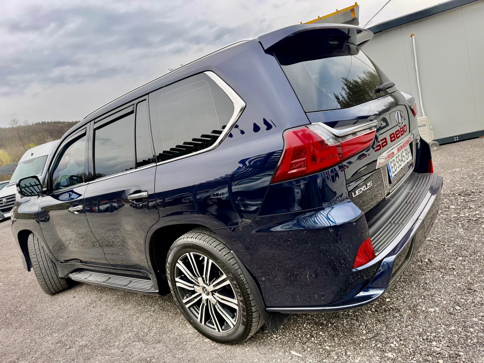 Lexus LX 570 SUPERIOR* UNIKAT* 50х.км.* FULL-* , снимка 6 - Автомобили и джипове - 54208327