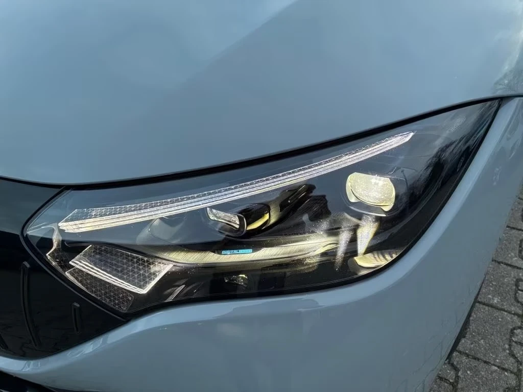 Mercedes-Benz EQE AMG43 AIR 360 DISTR Dig.Light HyperScreen HUD W/P+, снимка 6 - Автомобили и джипове - 54998715