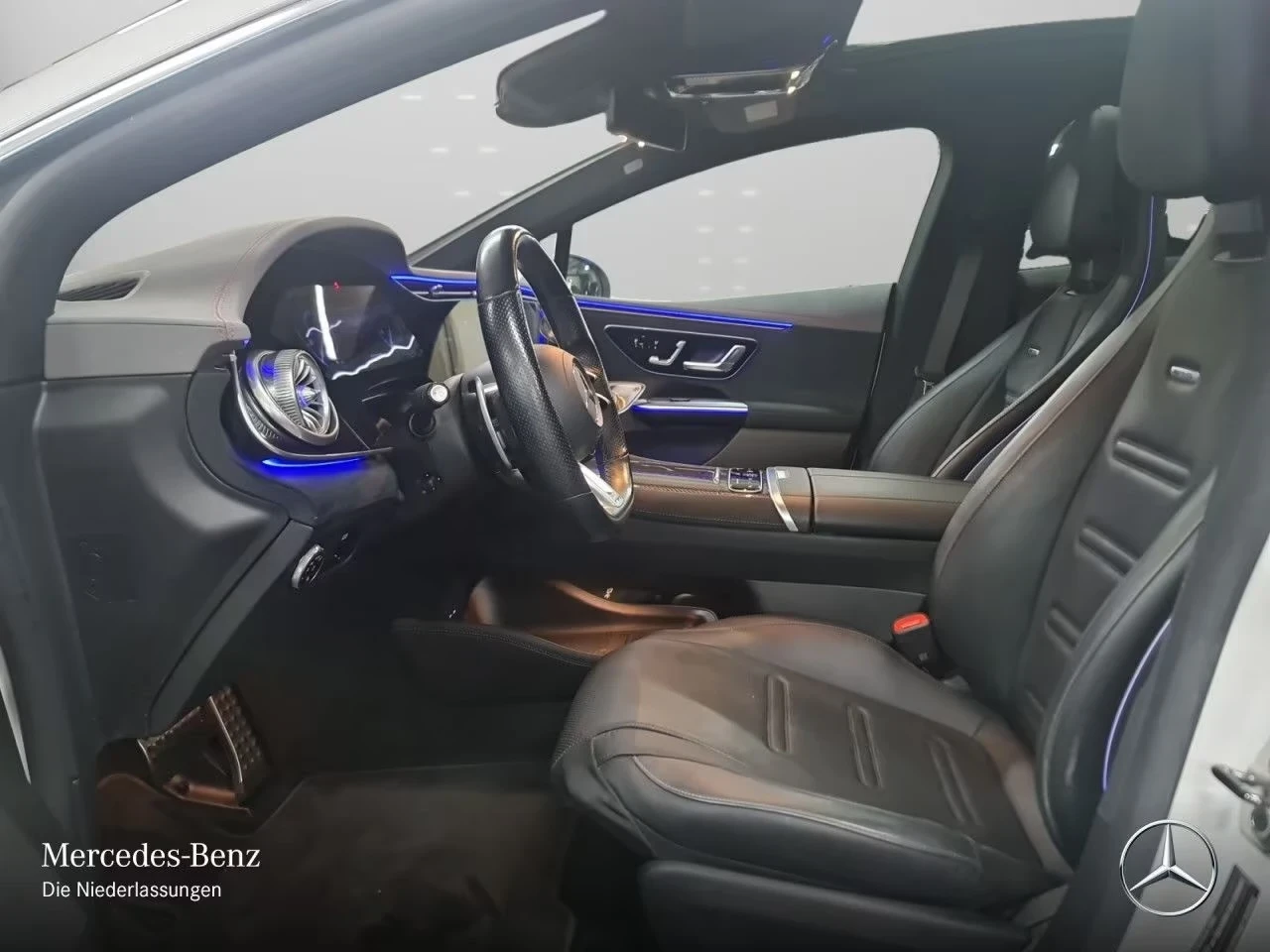 Mercedes-Benz EQE AMG43 5years Warranty 360 HyperScreen HUD W/P+ , снимка 11 - Автомобили и джипове - 55387405