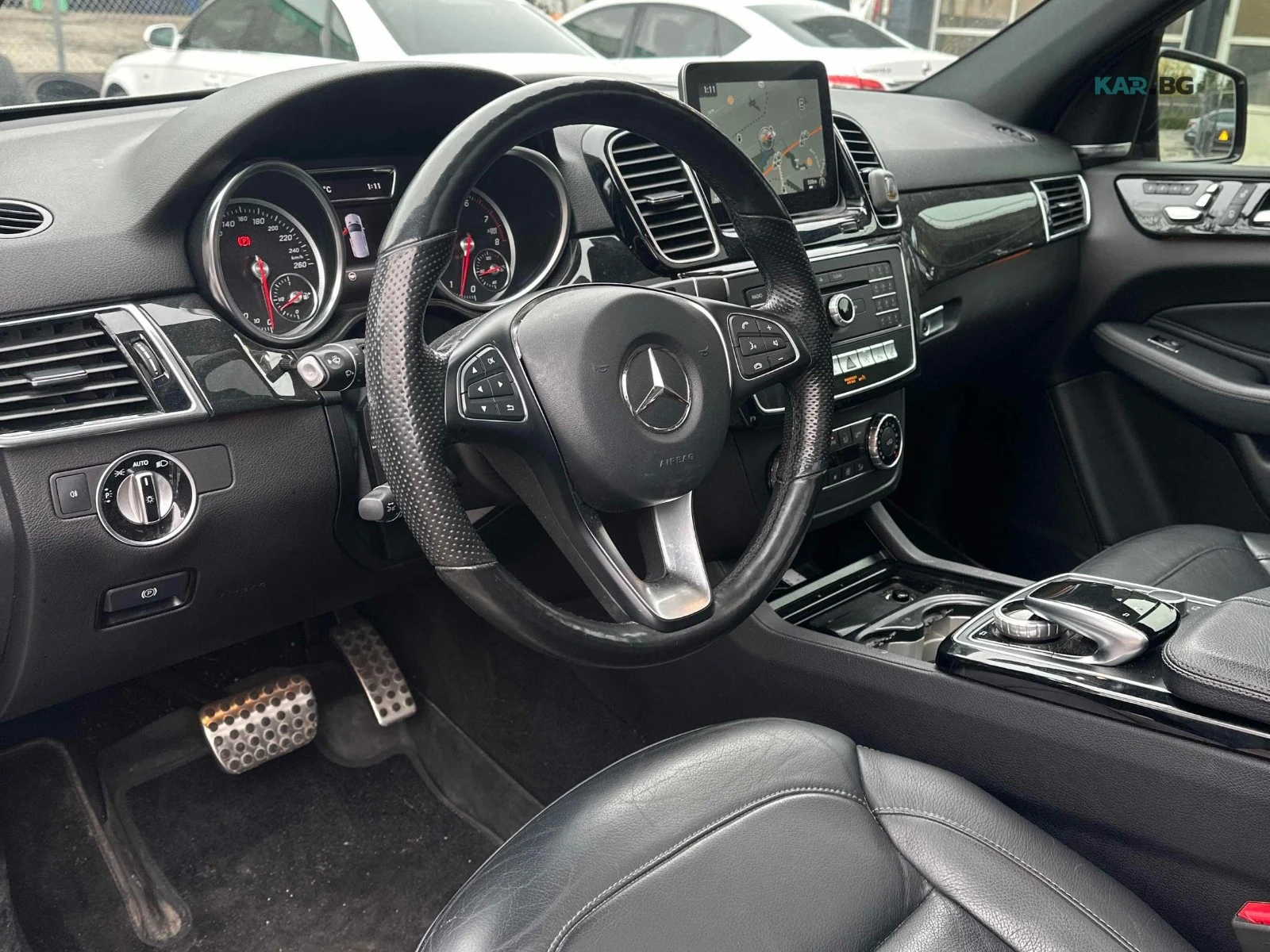 Mercedes-Benz GLE 400 AMG LINE Автокредит Цена до България, снимка 5 - Автомобили и джипове - 55331803
