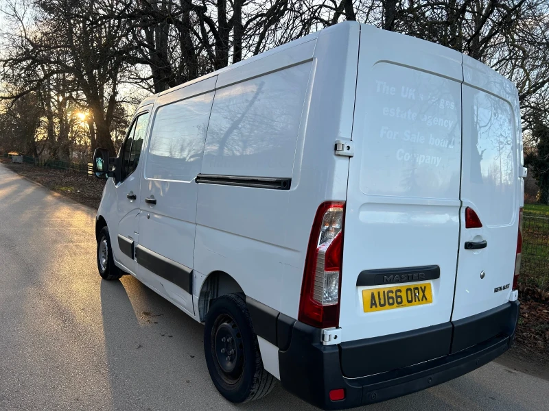 Renault Master 2.3 КЛИМА, снимка 4 - Бусове и автобуси - 48401245