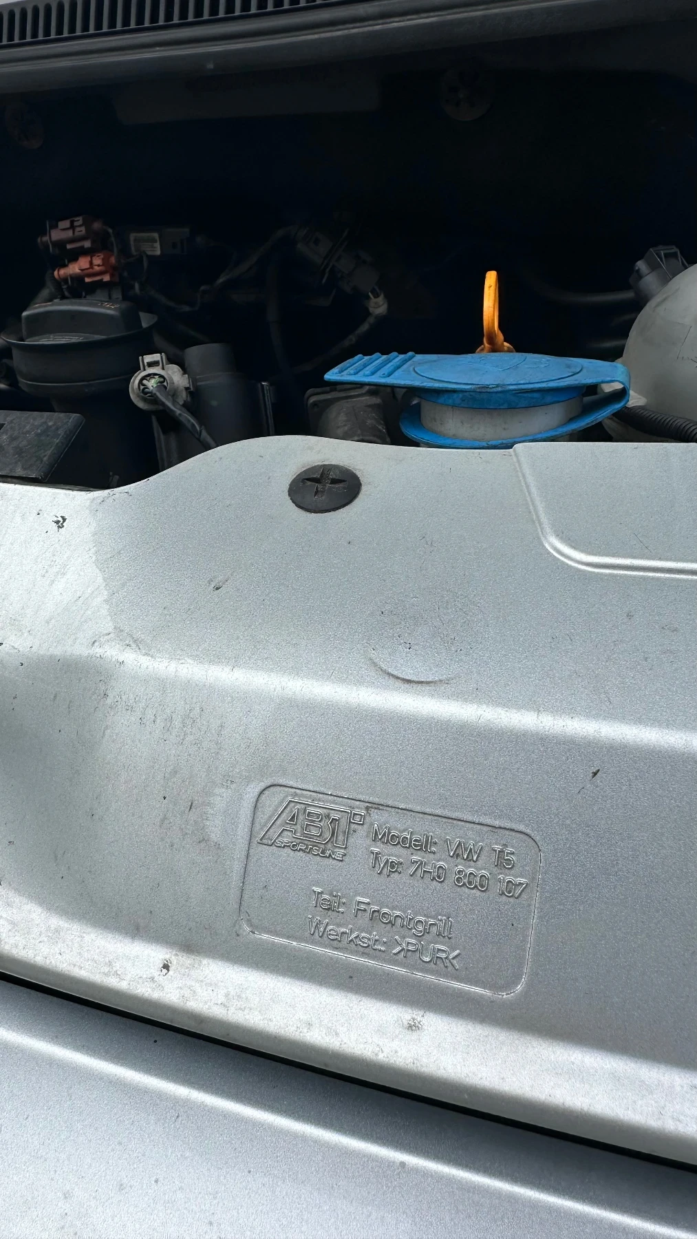 VW T5 ABT Sportsline 60th Anniversary, снимка 11 - Бусове и автобуси - 54079999