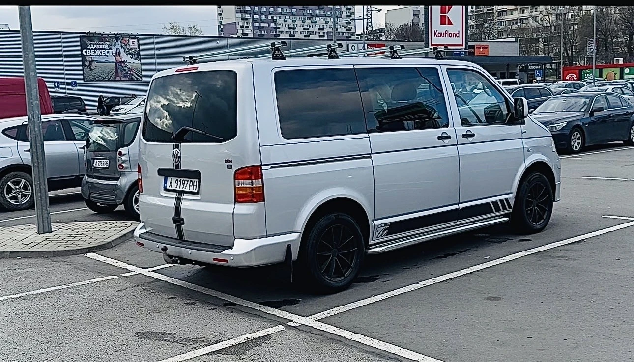 VW T5 ABT Sportsline 60th Anniversary, снимка 14 - Бусове и автобуси - 54079999