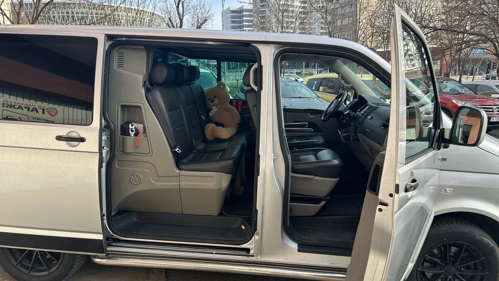 VW T5 ABT Sportsline 60th Anniversary, снимка 8 - Бусове и автобуси - 54079999