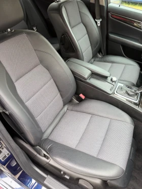 Mercedes-Benz C 220 Facelift Avangarde Keyless, снимка 13