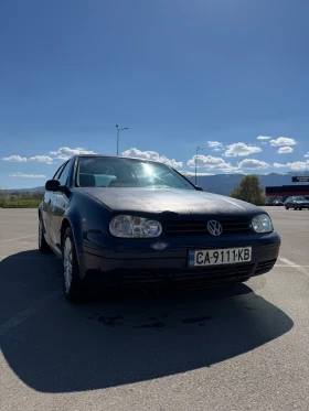 VW Golf 1.8 LPG, снимка 1
