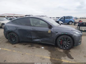 Tesla Model Y Performance Dual Motor All-Wheel Drive, снимка 11