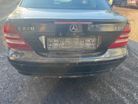 Mercedes-Benz C 220, снимка 6