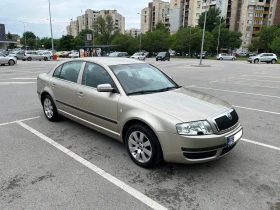 Обява за продажба на Skoda Superb 2.0i ~6 400 лв. - изображение 1