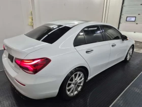 Mercedes-Benz A 220 * CARFAX * ПОДГРЕВИ* АМБИЕНТНО ОСВЕТЛЕНИЕ* ПАМЕТ* , снимка 3 - Автомобили и джипове - 53606177