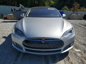 ������ Tesla Model S