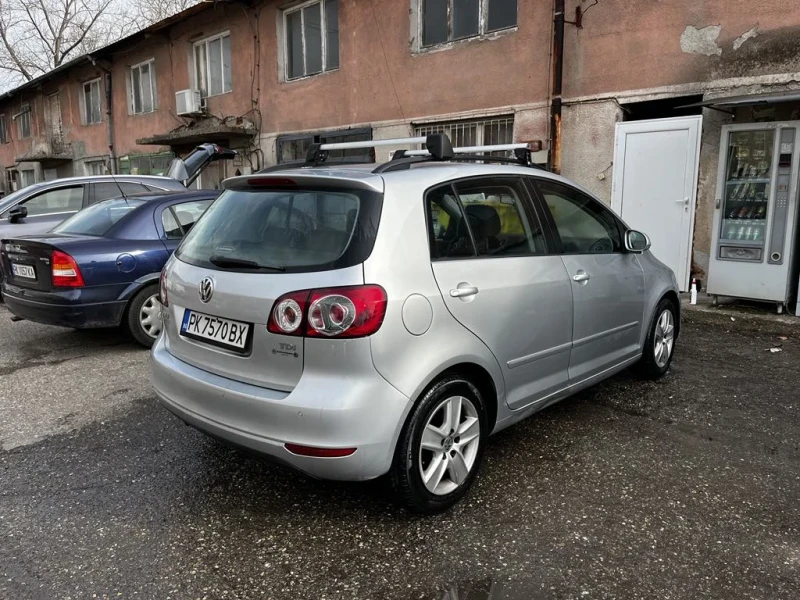 VW Golf Plus 1.6tdi, снимка 8 - Автомобили и джипове - 52458386