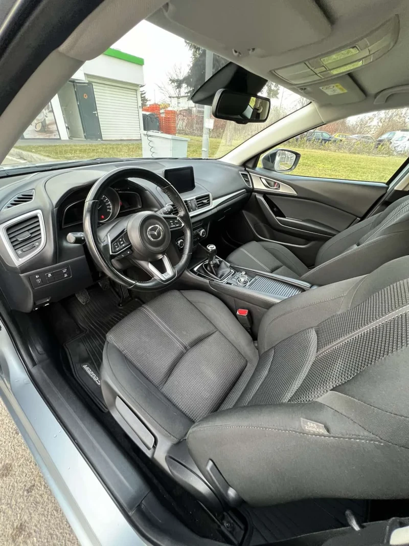 Mazda 3 SKYACTIV 1.5, снимка 6 - Автомобили и джипове - 49565269