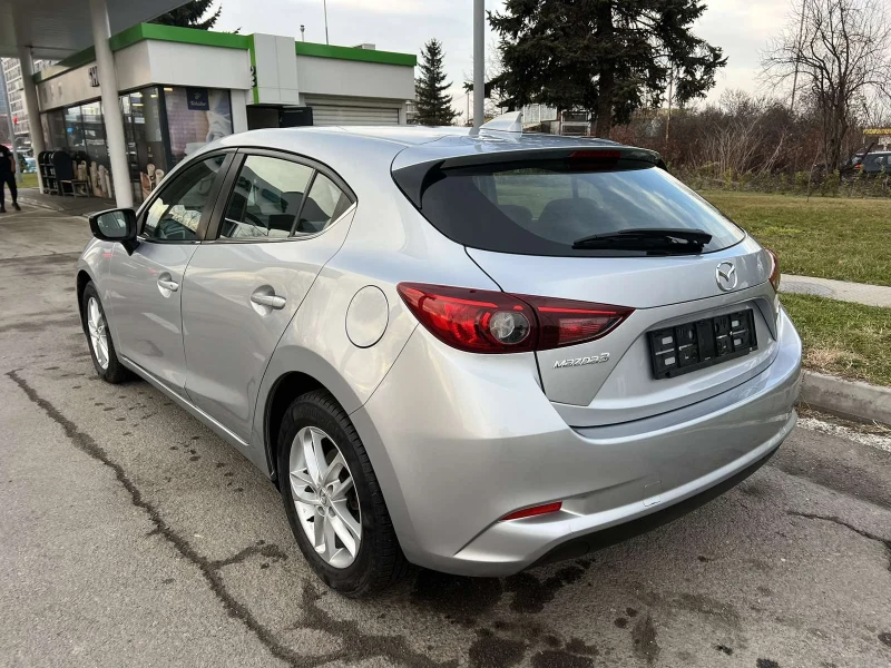 Mazda 3 SKYACTIV 1.5, снимка 3 - Автомобили и джипове - 49565269