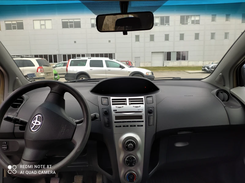 Toyota Yaris 1.4 D, снимка 10 - Автомобили и джипове - 50023291