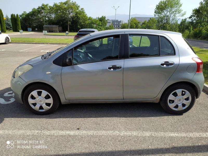 Toyota Yaris 1.4 D, снимка 2 - Автомобили и джипове - 50023291