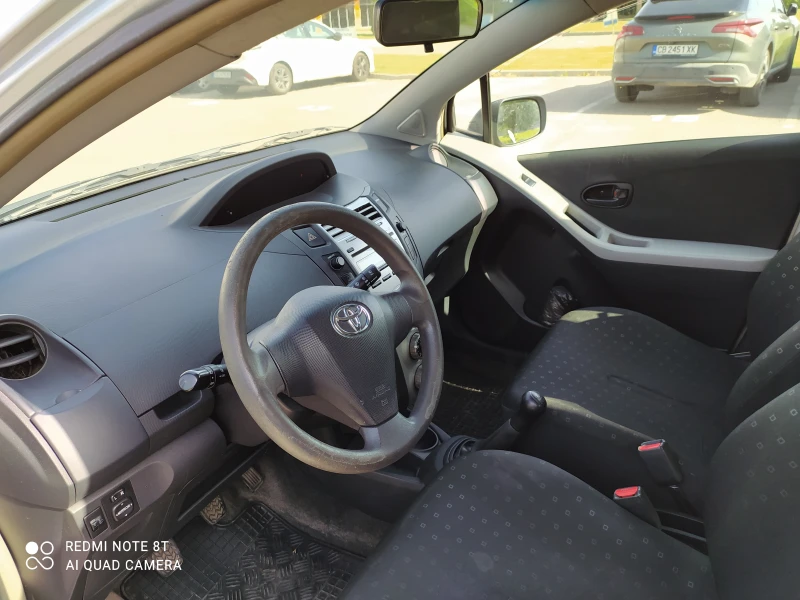 Toyota Yaris 1.4 D, снимка 5 - Автомобили и джипове - 50023291
