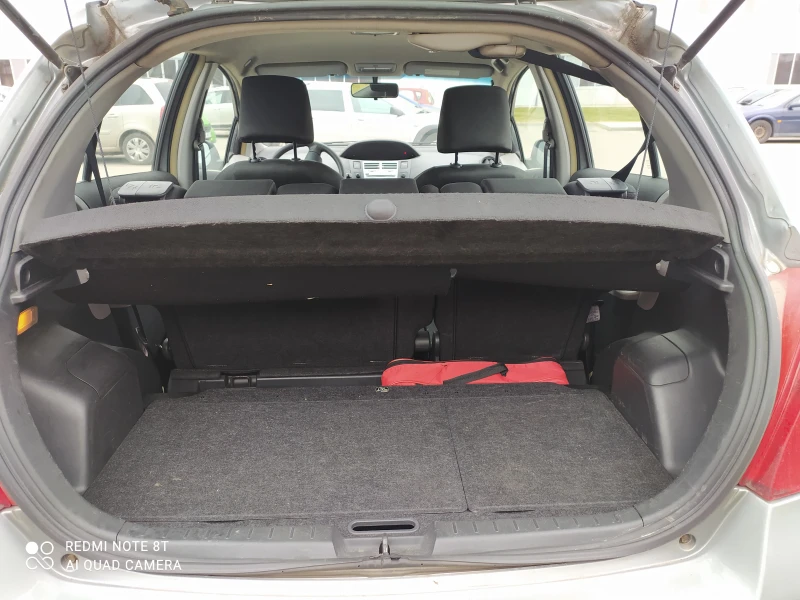 Toyota Yaris 1.4 D, снимка 6 - Автомобили и джипове - 50023291