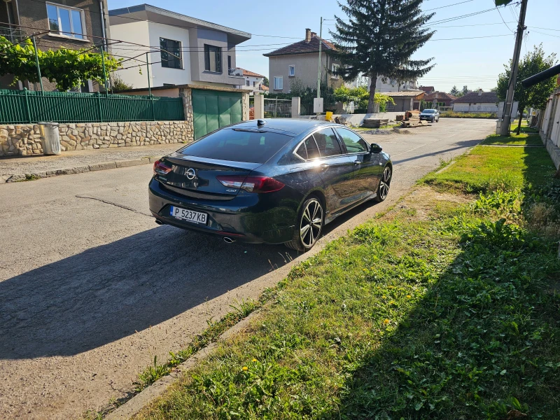 Opel Insignia, снимка 2 - Автомобили и джипове - 50866892