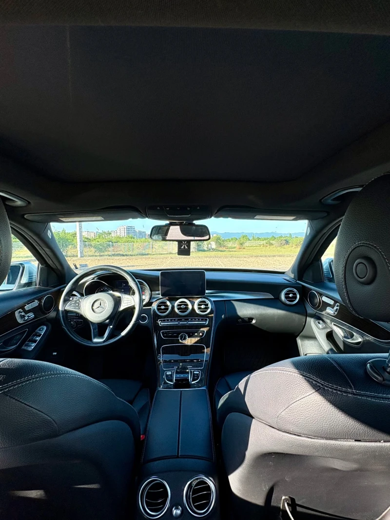 Mercedes-Benz C 300, снимка 8 - Автомобили и джипове - 51035887