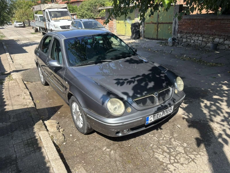 Lancia Lybra 2.4JTD, снимка 8 - Автомобили и джипове - 52486298